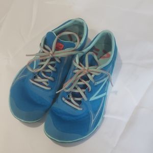 Women's New Balance Minimus Vibram Sneakers